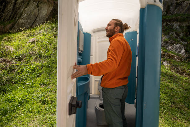 Best Construction site porta potty rental  in Lechee, AZ